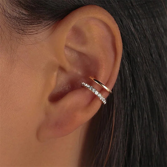 Elegant Rhinestone Ear Cuff for Women – Fashionable Jewelry Gift, Summer 2022 Collection

This exquisite ear cuff features sparkling rhinestone detailing, offering a chic and modern accessory for women. Perfect for adding a touch of elegance to any outfit